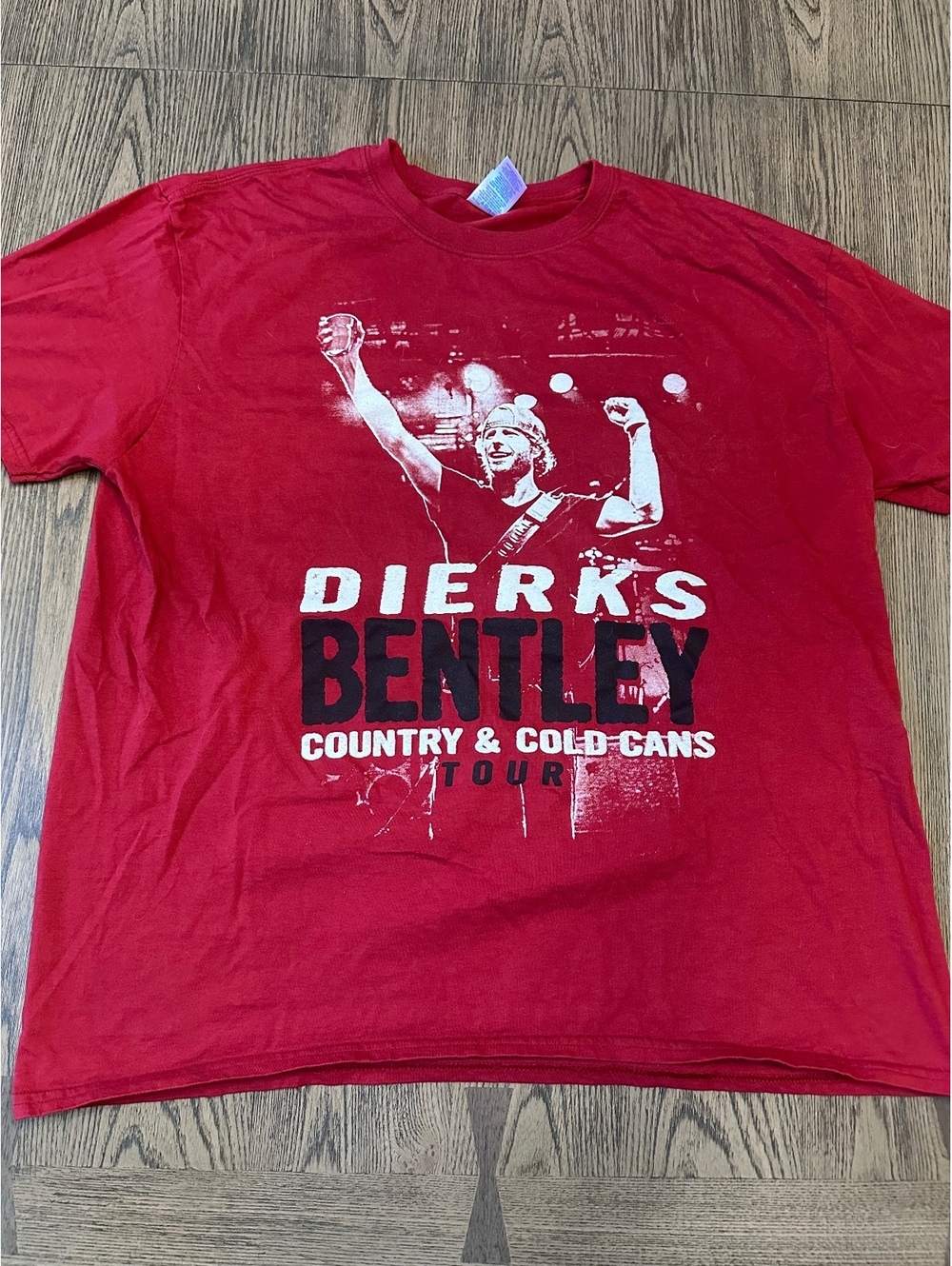 Dierks Bentley Country & Cold Cans Tour Red T-Shirt XL